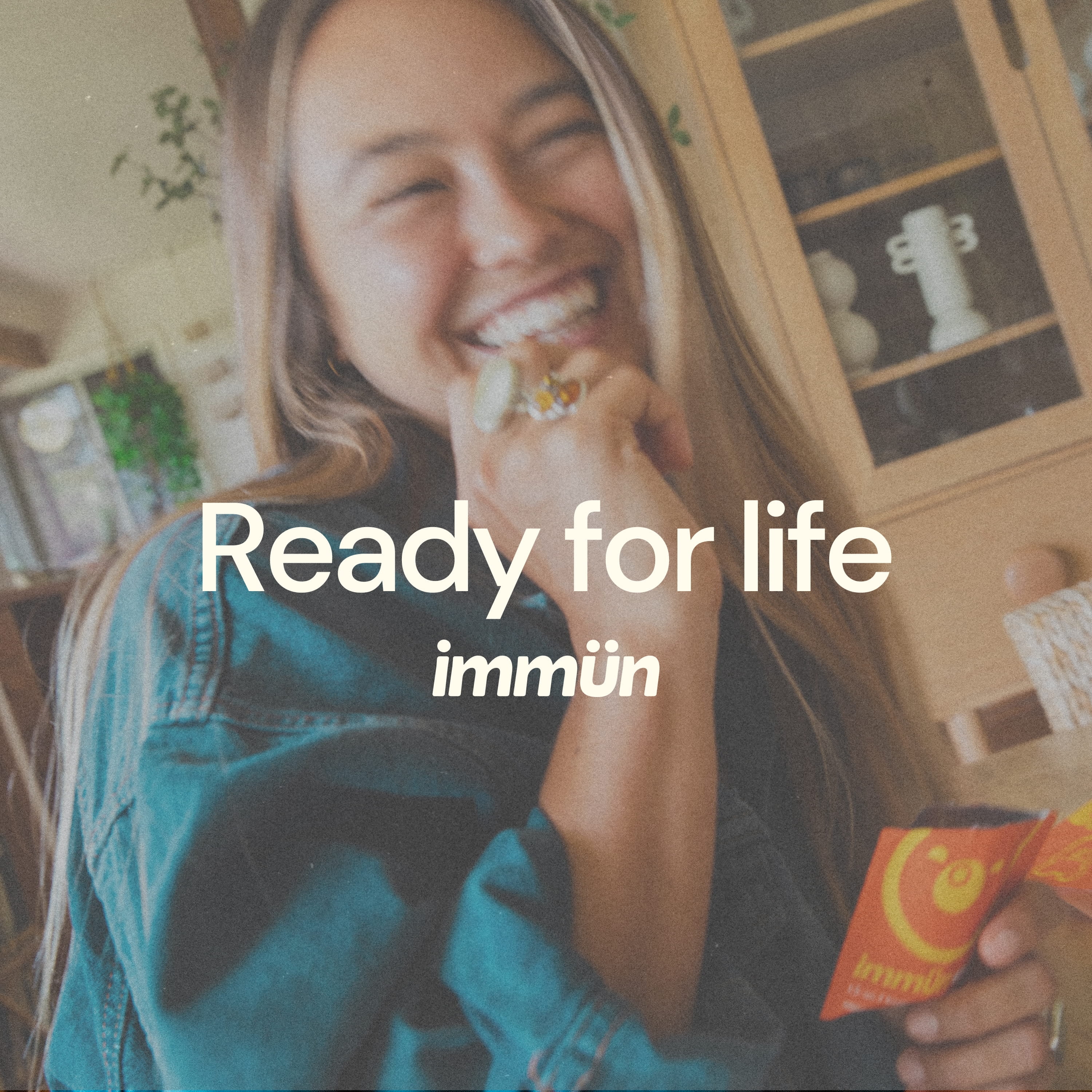 Immun by Gruns Low Sugar Immunity Support Gummies for Adults with Vitamin C, MCT Oil, Ashwagandha, Elderberry, and Zinc, Contains Prebiotic Fiber for Gut Health, 12 Servings