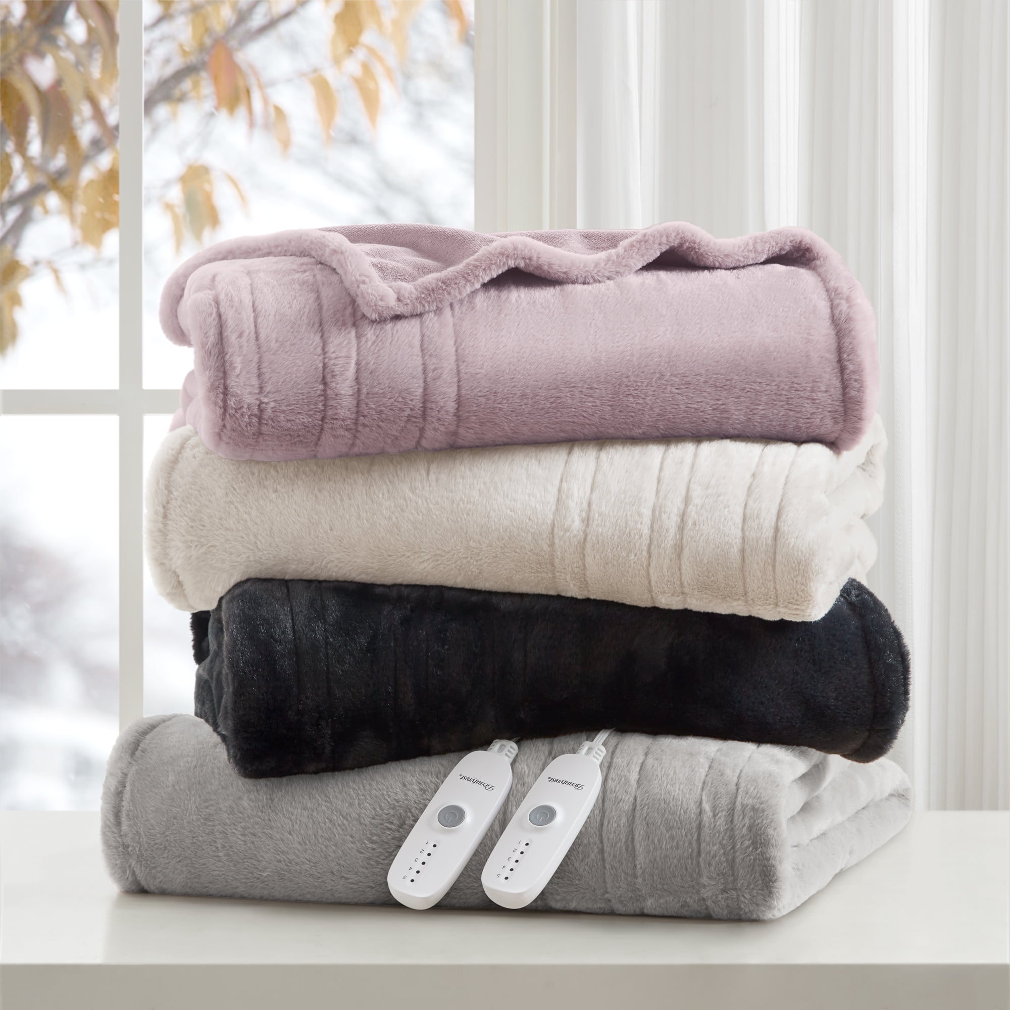 Beautyrest Luxury Faux Fur Heated Blanket