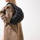thumbnail image 2 of Bolso Mano Acolchado Plisado Nube Elegante Informal Y Versátil para Mujer, 2 of 9