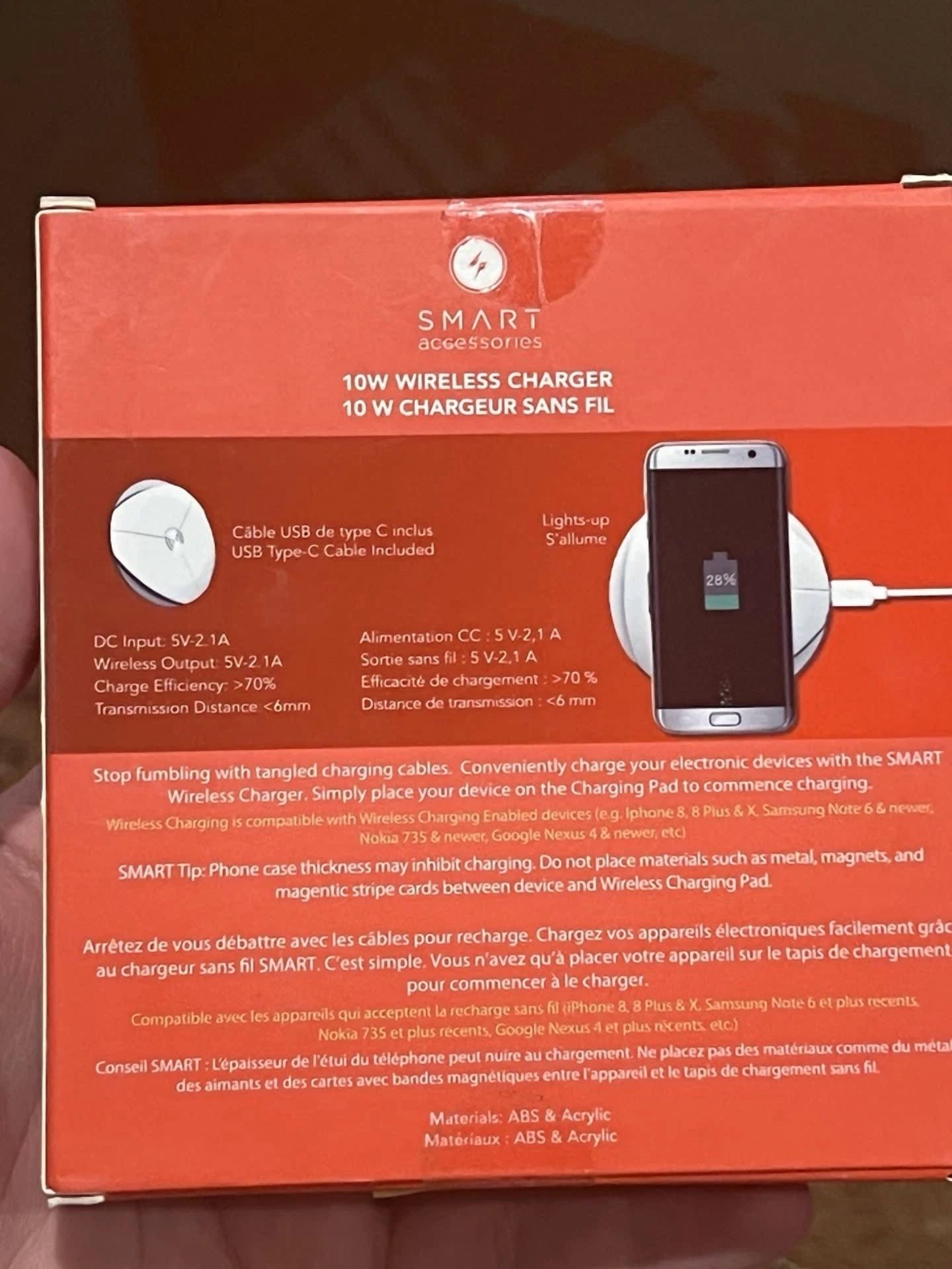 Smartaccessories 10W Wireless Phone Charger. Powered By Usb-C Cable.
