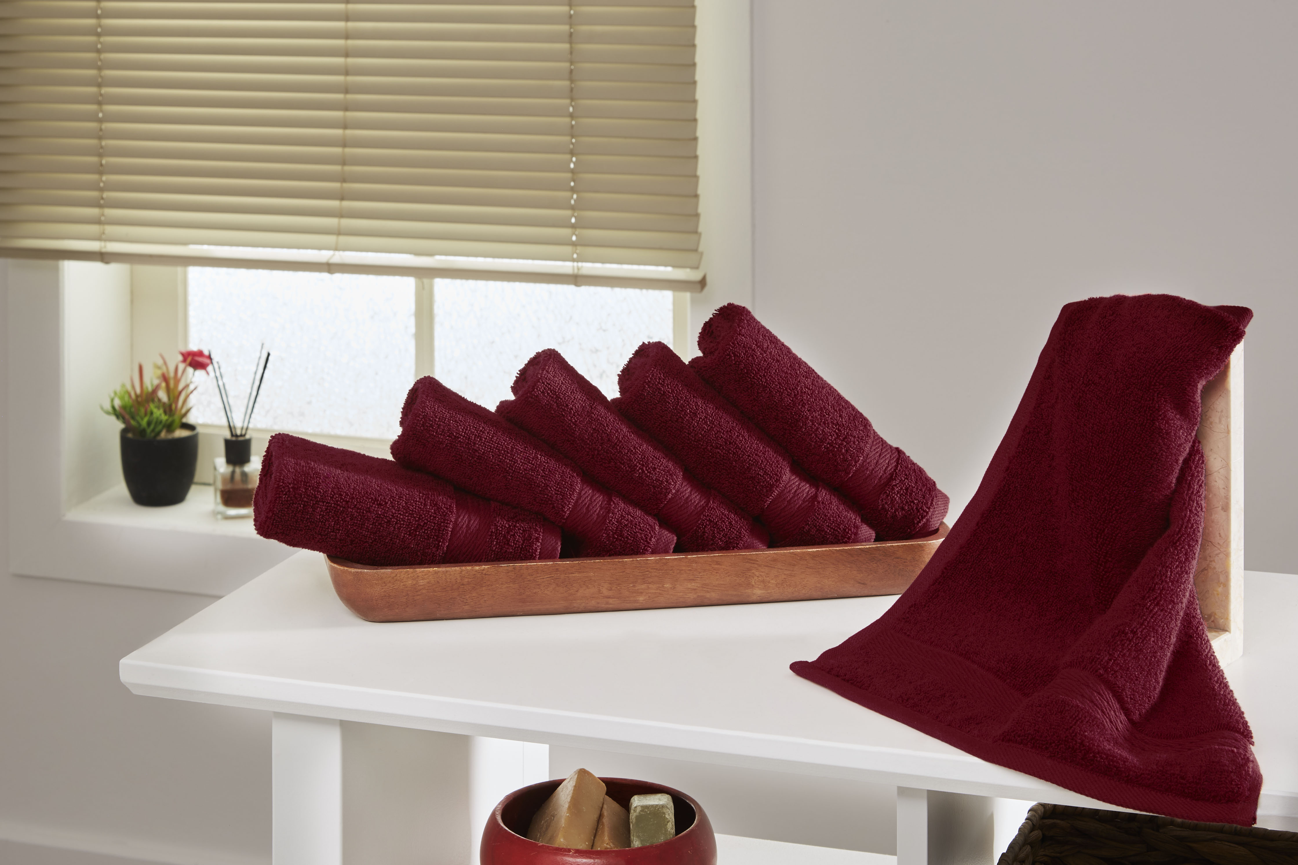 Ozdilek 6-Piece Washcloth Set 13x13 Bath Towels 100% Turkish Cotton, 600 GSM, Soft, Gentle on Sensitive Skin, Multi-Purpose Use, Washable, Reusable, Ideal for Baby Care & Spa 6 Towels (Brick Red)