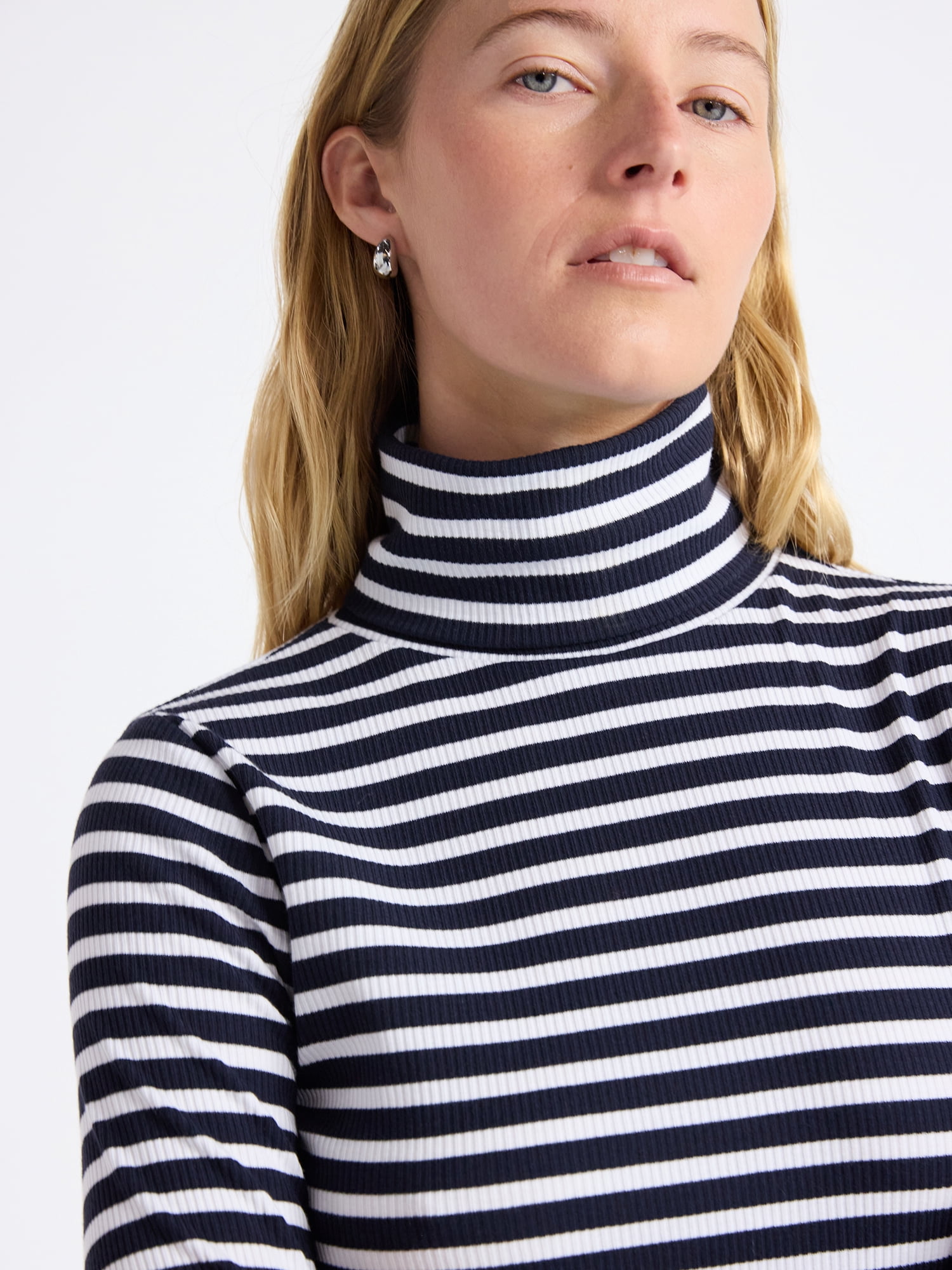 Free Assembly Women's Ribbed Turtleneck Tee, Sizes XS-XXL