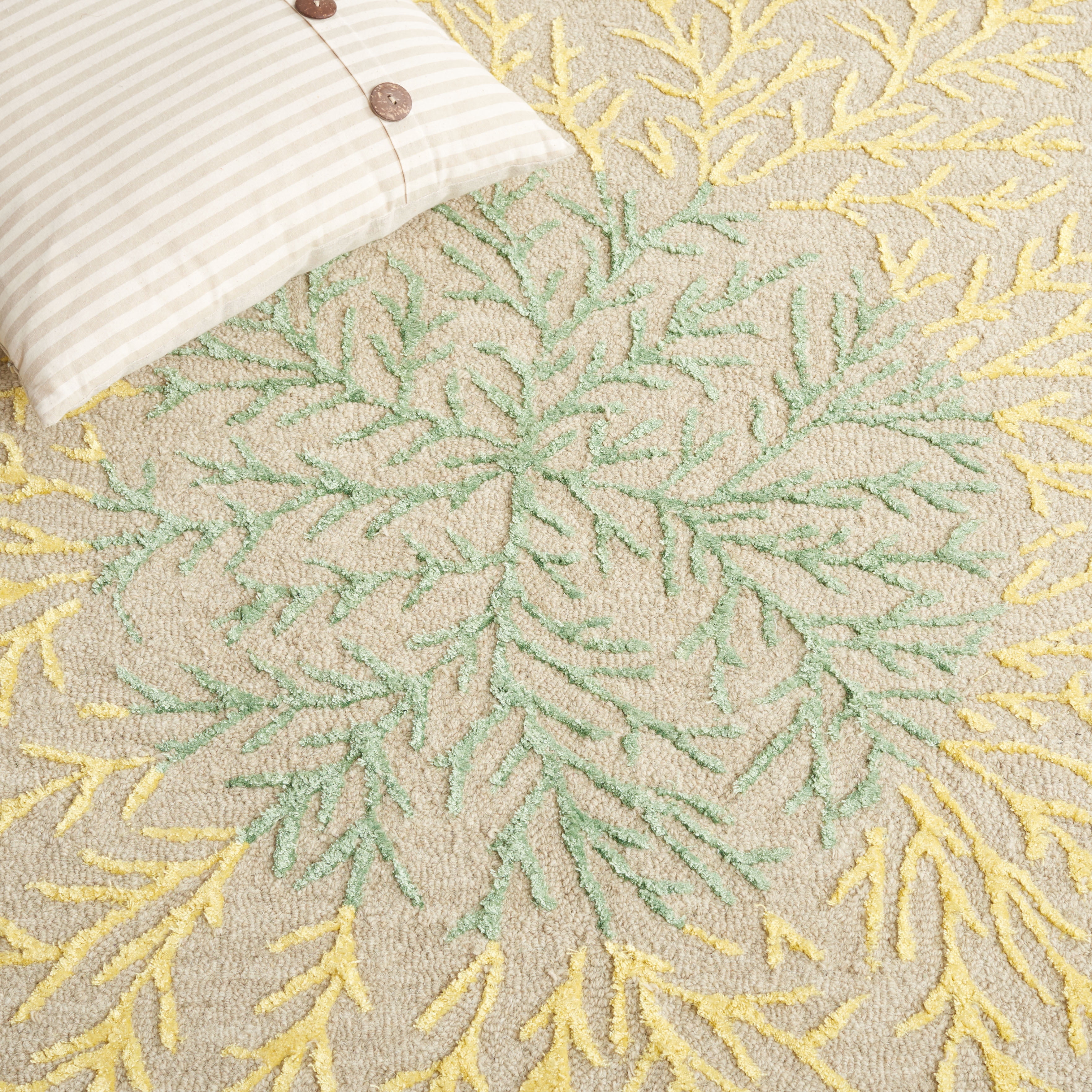 SAFAVIEH Soho Roger Abstract Runner Rug, Beige/Yellow, 2'3" x 8'