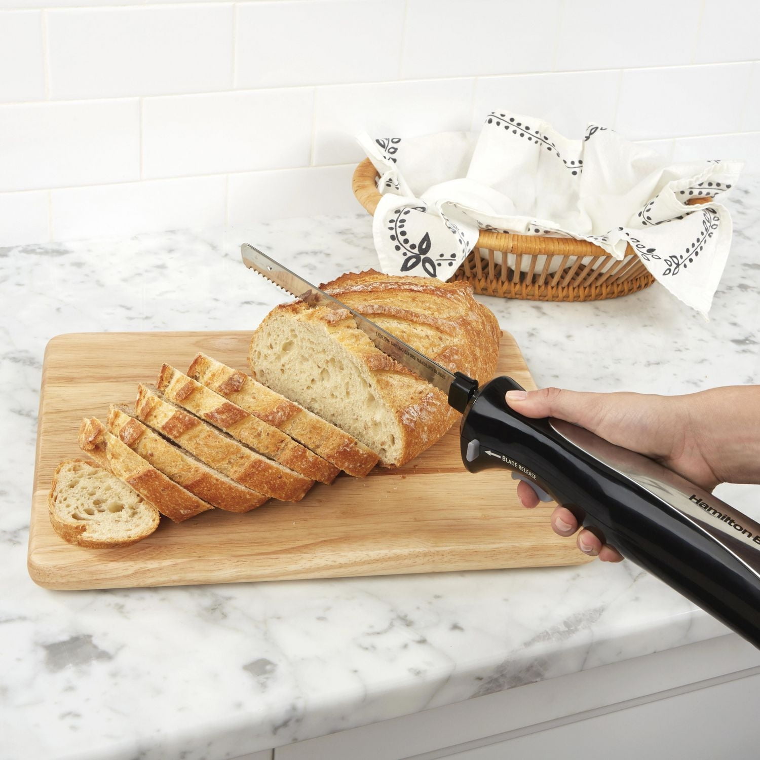 Hamilton Beach Electric Knife with Stainless Steel Blades and Storage Case (74275ZC)