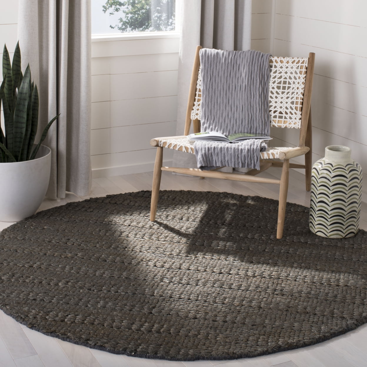 SAFAVIEH Natural Fiber Henrika Braided Area Rug, Charcoal, 6' x 6' Square