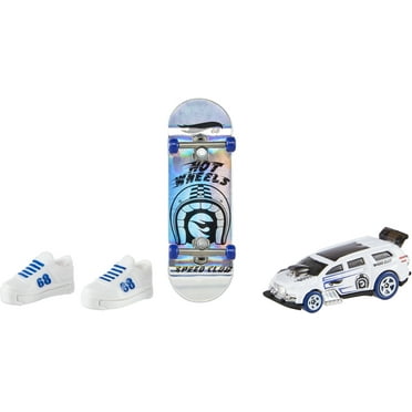 Hot Wheels Skate Tony Hawk Collector Set, Fingerboard, Pair of Skate Shoes & Car (Styles May Vary)