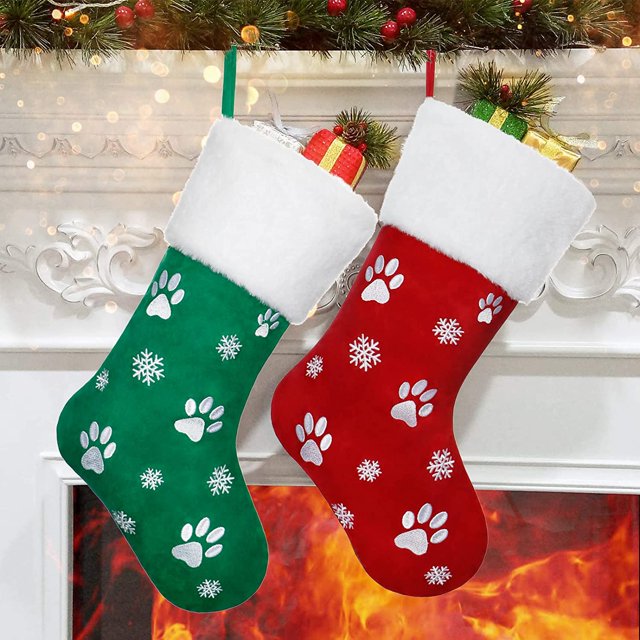 Medias navideñas, juego de 2, decoraciones navideñas, patas de copo de nieve bordadas de terciopelo rojo y verde, felpa de 18 pulgadas con puño de piel sintética, decoración navideña colgante (patas r