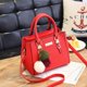 thumbnail image 3 of Bolso de mujer de moda Bolso de hombro pequeño Bolso cruzado portátil de bola de pelo de gran capacidad de doble capa para mujer, 3 of 6