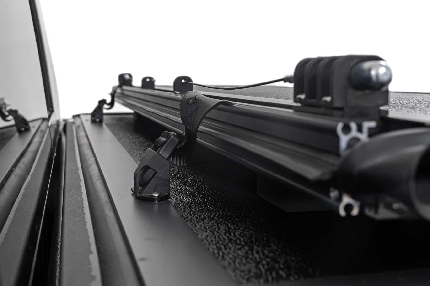 Rough Country Low Profile Bed Cover for 2016-2023 Toyota Tacoma | 5' - 47420500B
