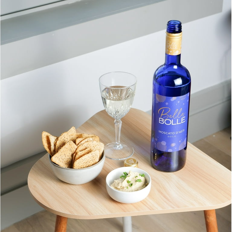 Bella Bolle Moscato Wine, d'Asti, Italy, 5.5% ABV, 750ml Glass Bottle, 25.4  fl oz - Walmart.com