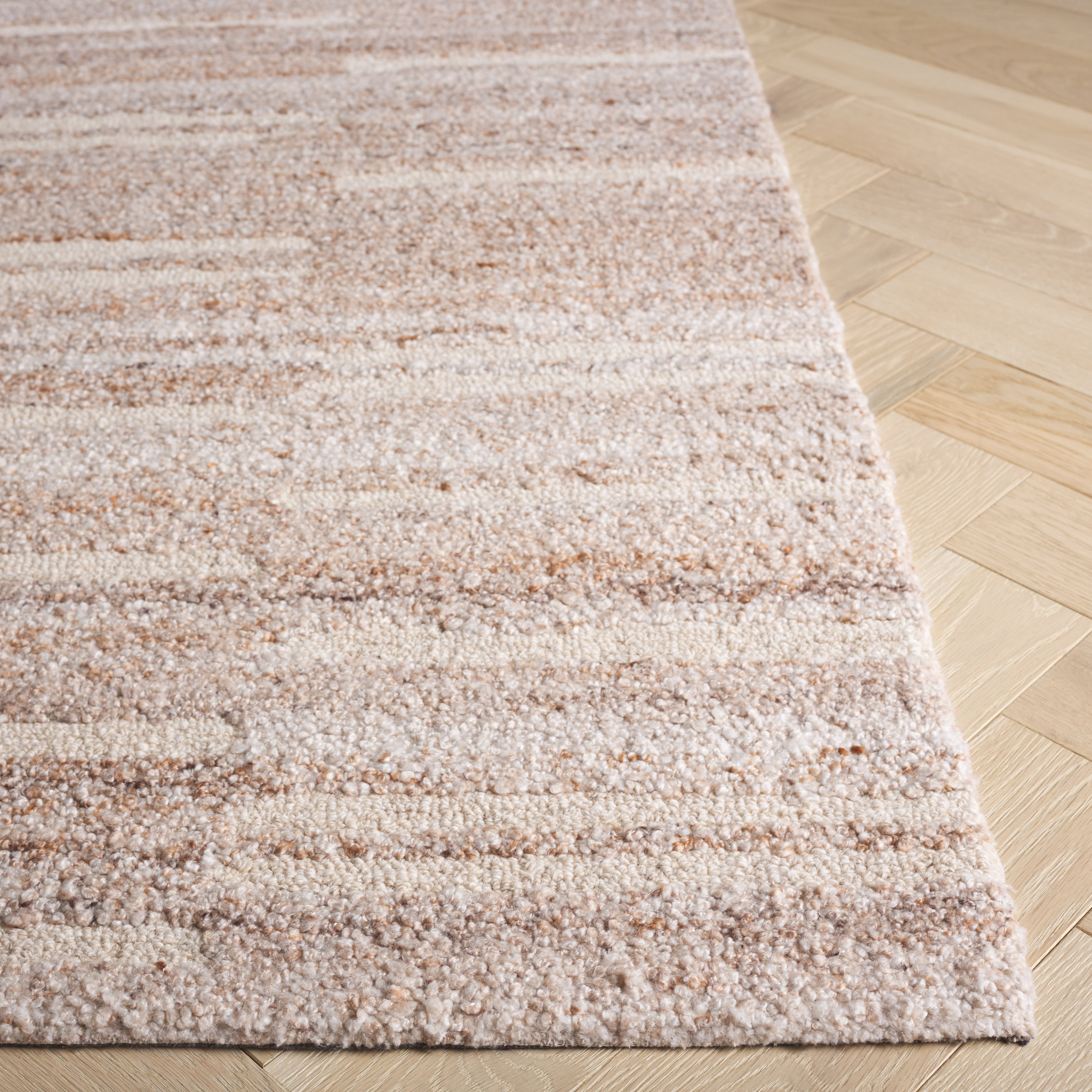 SAFAVIEH Pine Louella Striped Area Rug, Beige/Light Rust, 4' x 6'