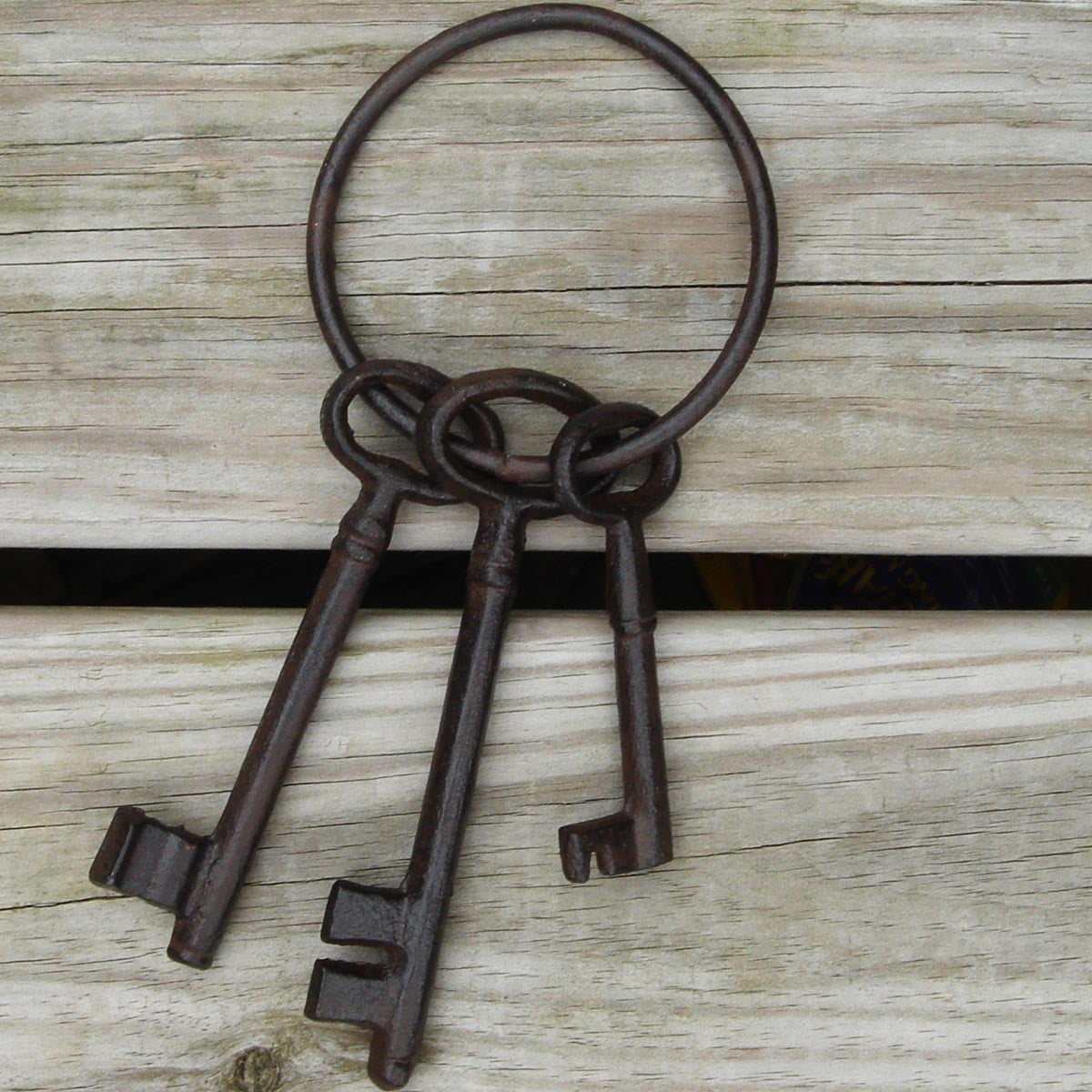 Set of Five Large Antique Style Replica Reproduction Cast Iron Keys 
