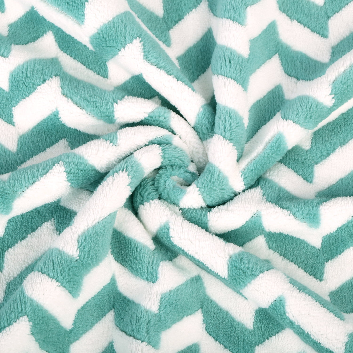 NC Fashion 2 Piece Chevron Microfiber Bath Towel Set, Green, White, Multi-color