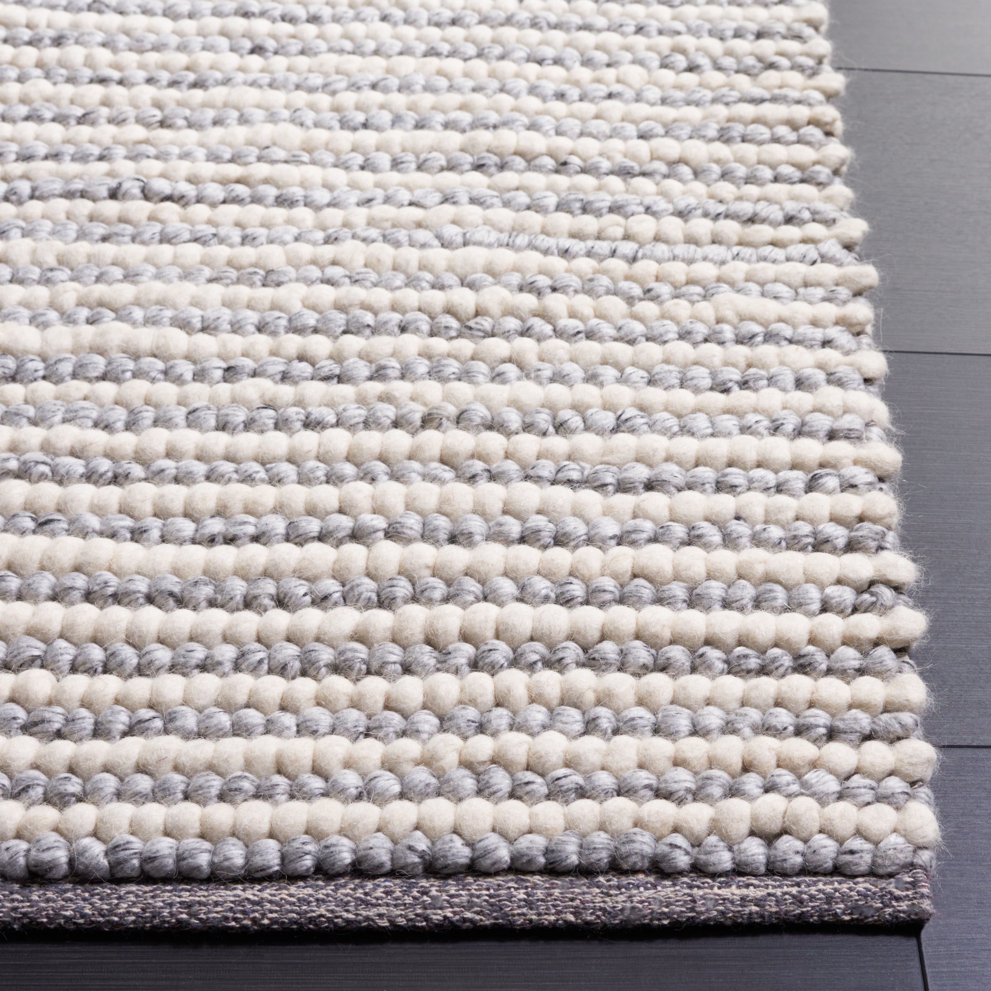 SAFAVIEH Natura Fredrick Striped Area Rug, Ivory/Grey, 8' x 10'