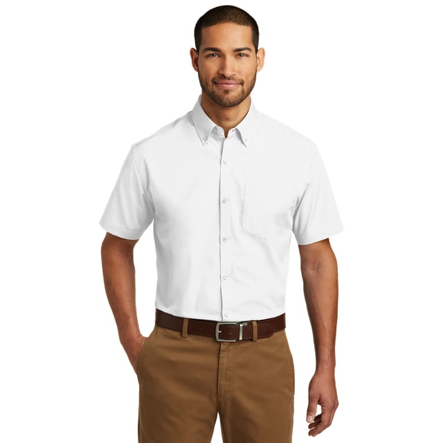 Camisa de popelina Carefree de manga corta de Port Authority®. W101 Autoridad Portuaria W101