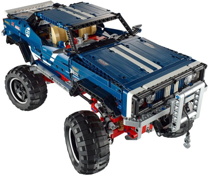 LEGO Technic 4x4 Crawler Exclusive 