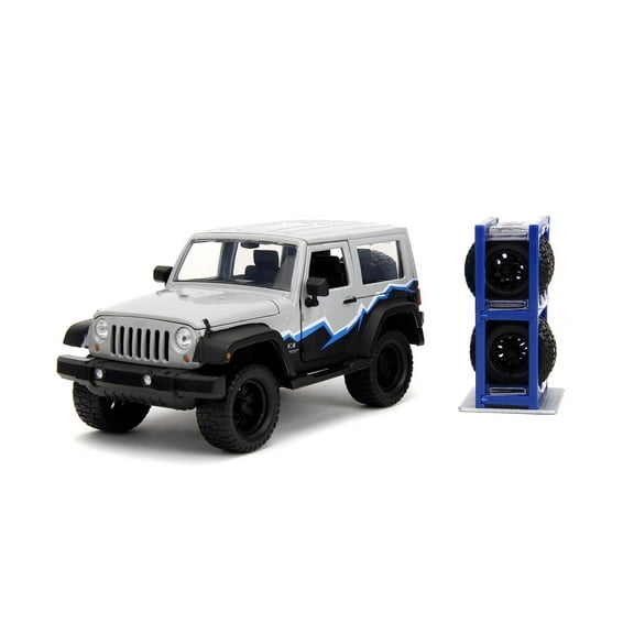 Just Trucks 1:24 2007 Jeep Wrangler Die-Cast Truck w/Tire Rack, Toys for Kids and AdultsGrey/Primer Black