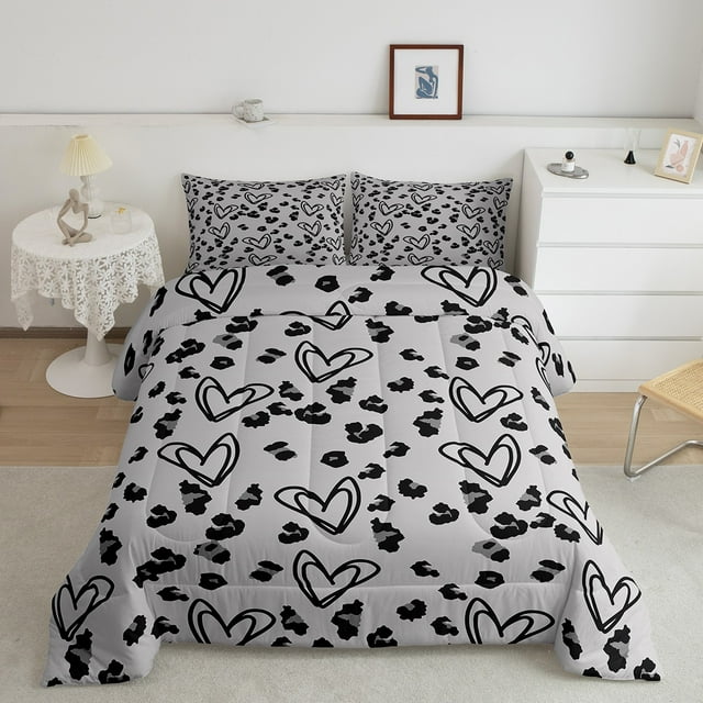 Erosebridal Love Heart Bedding Queen Comforter Set, Cheetah Print Down Comforter, Leopard Decor, Reversible 3-Piece