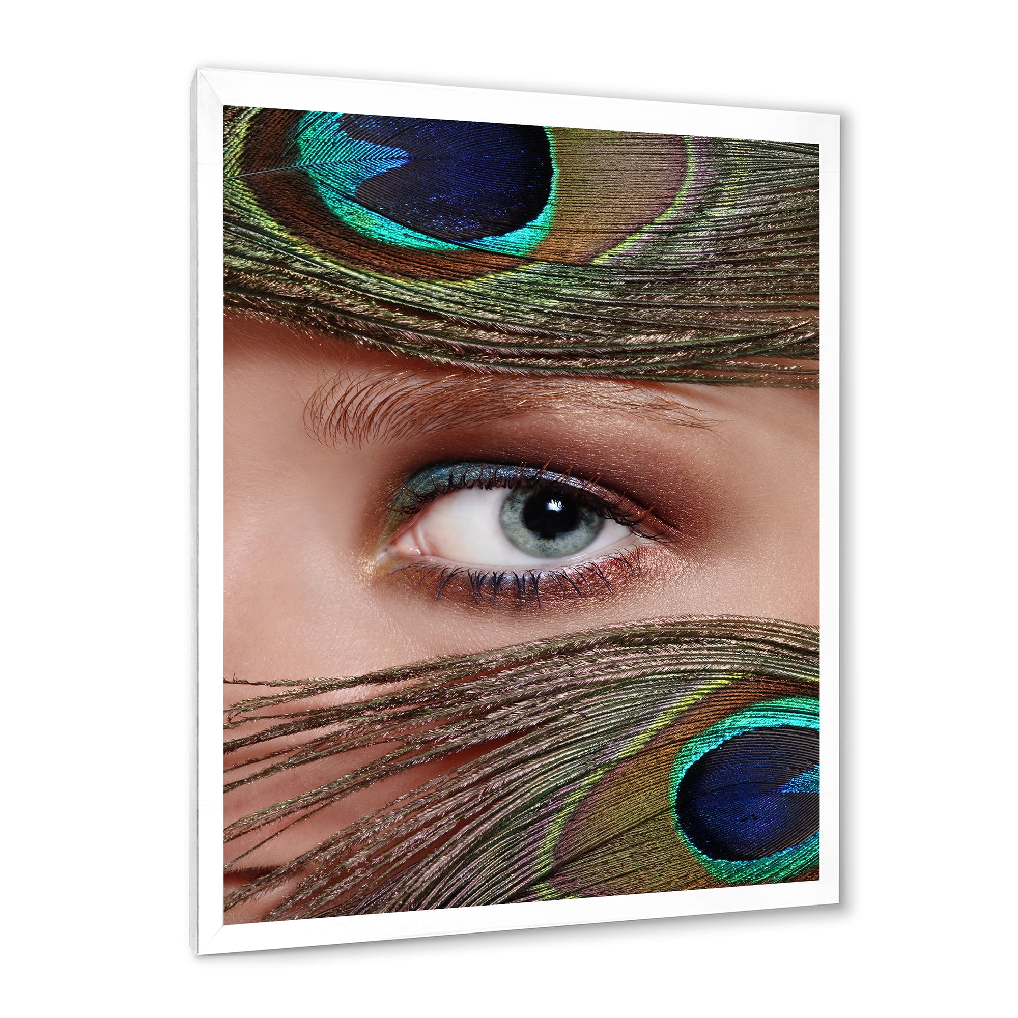 Designart 'Peacock Feathers and Eye' Bohemian & Eclectic Framed Art Print