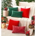 thumbnail image 2 of Fundas de almohada decorativas GriNeed, 30 x 50 cm, color verde terciopelo, paquete de 2, 2 of 6