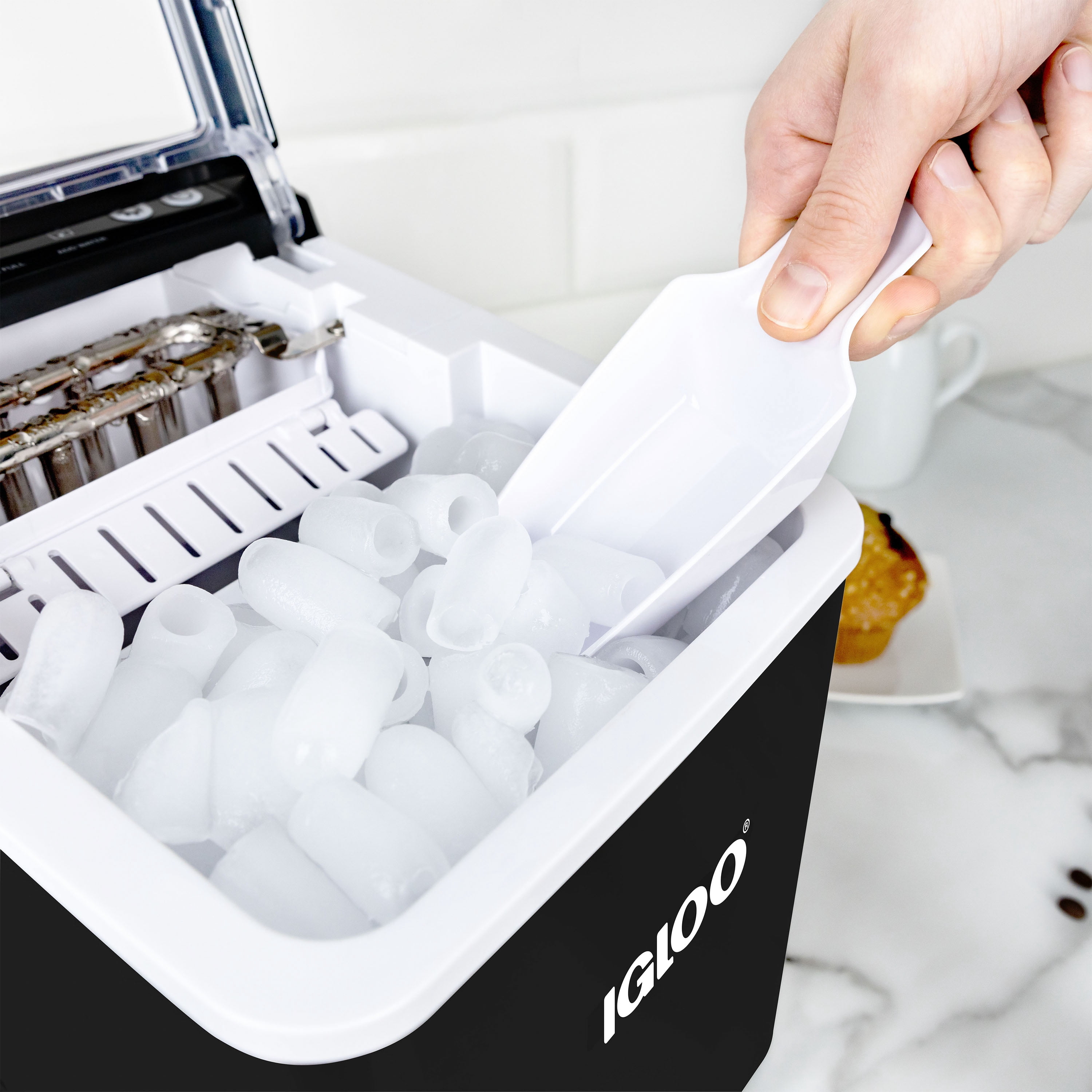 Igloo 26-Pound Automatic Portable Countertop Ice Maker Machine, Black