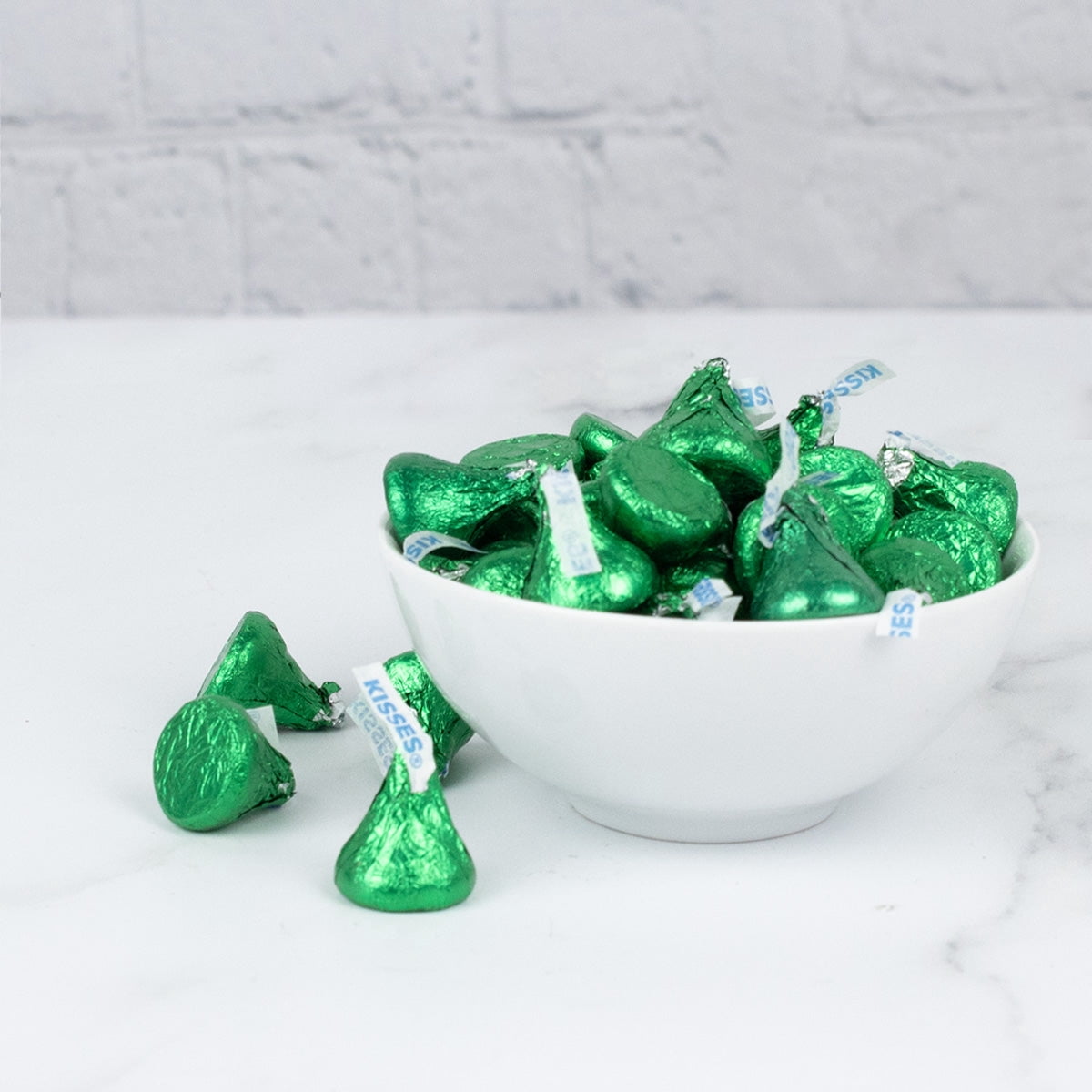 Green Hershey's Kisses Candy Milk Chocolates 90ct