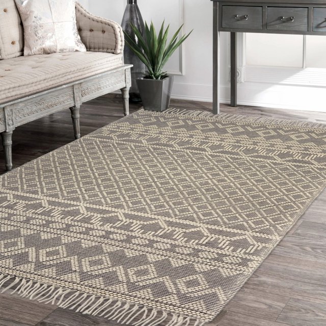 Lr Home Oriana Geometric Trellis Moroccan Fringed 5 Feet x 7 Feet Area