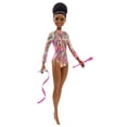 thumbnail image 2 of Muñeca Barbie gimnasta rítmica morena 12 in con leotardo metálico colorido 2 palos y accesorio de cinta, 2 of 2