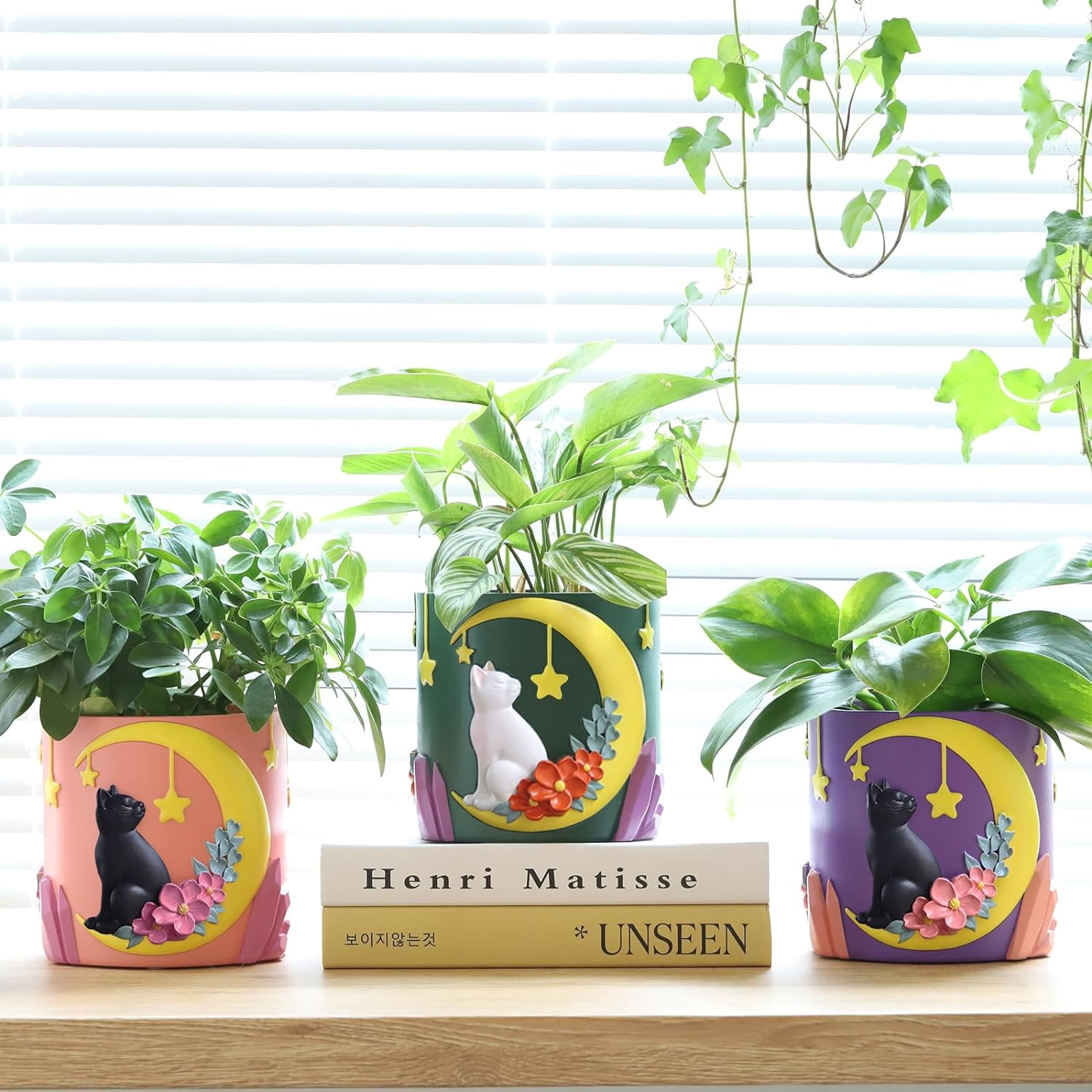GUGUGO Colorful Moon Cat Plant Pots, Cute Unique Succulent Planters with Drainage, Rainbow Small Colorful Flower Planters Pots for Indoor Plants, Funny Eclectic Home Décor (B, Green, 5Inch)