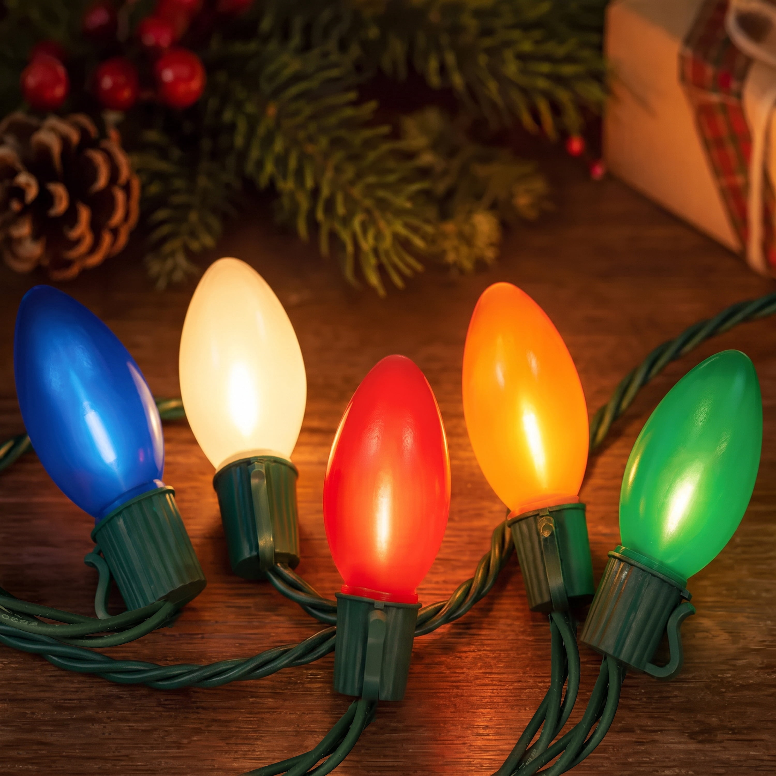 Indoor/Outdoor 25-Count LED Extra Bright Vintage-Style C9 Christmas String Lights, Ceramic Multicolor, Green Wire, 14', by Holiday Time