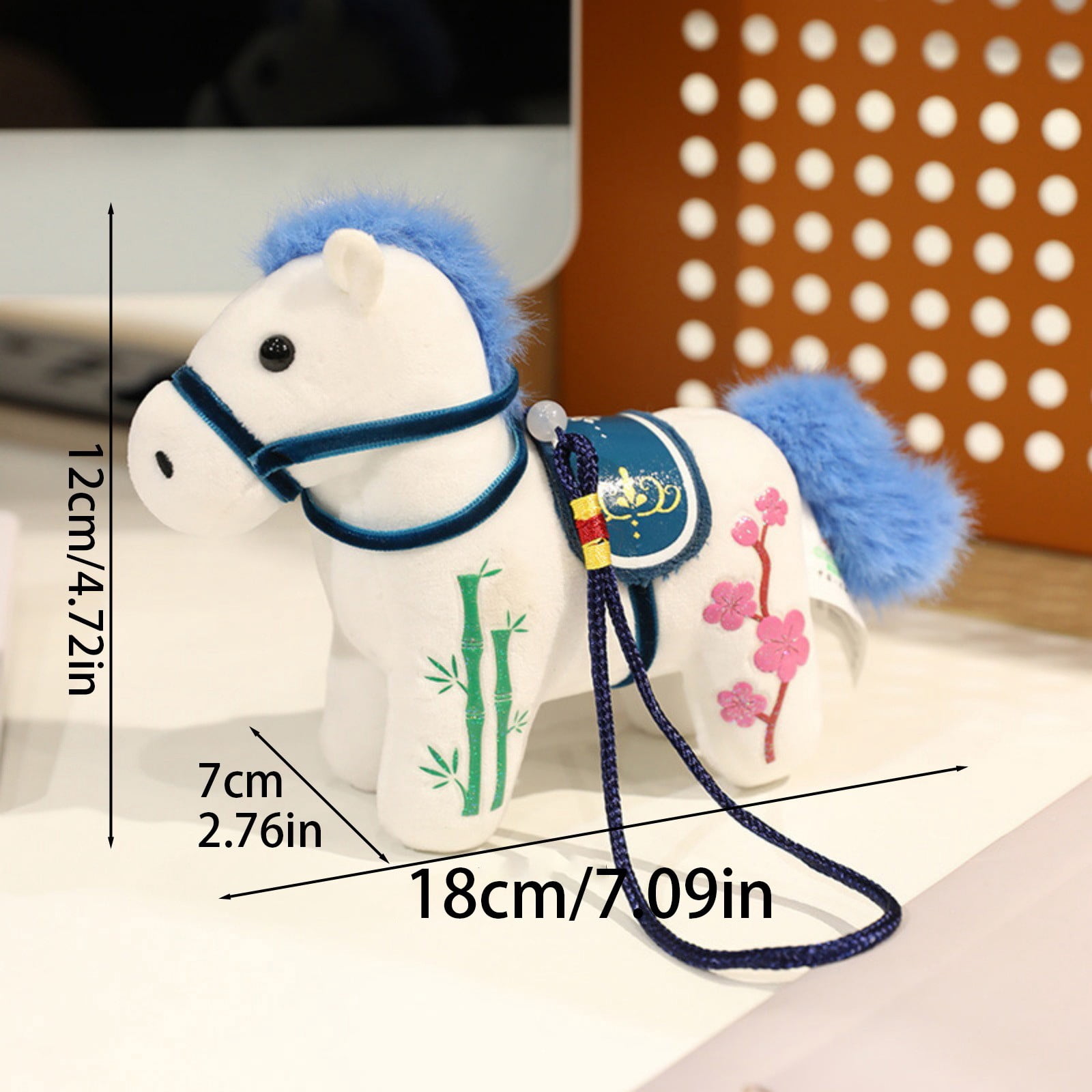 2026 Year of The Horse Chinese New Year Ornaments Cute House Plush Mascot Figurine Home Decor Gifts Indoor Outdoor Hanging Ornament for Car,Bag,Holiday,(1Pc / 7"X4")