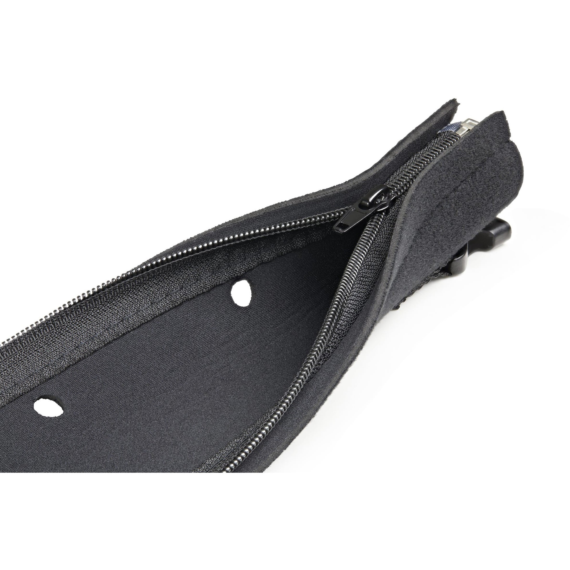 StarTech.com 40" Neoprene Cable Management Sleeve with Zipper/Buckle, Computer/PC Cord Cover, Flexible Cable Sleece/Organizer Wrap, Black, Black, 1 (Quantity)