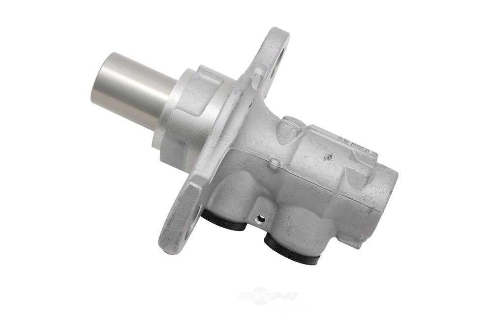 GM Genuine Parts 84667590 Brake Master Cylinder