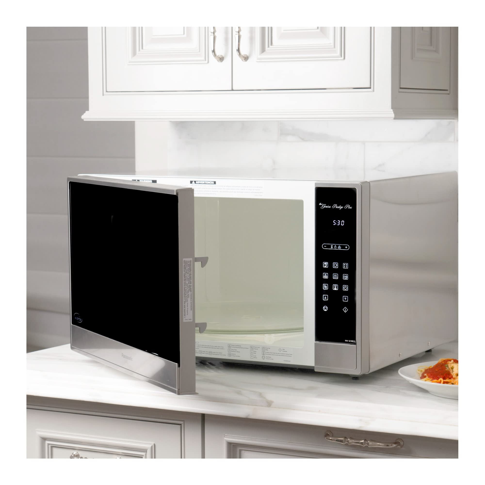 Panasonic 2.2-Cu. Ft. Countertop Cyclonic Wave Microwave Oven with