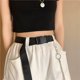thumbnail image 4 of Pantalones cortos cargo con cadena Rimocy Harajuku para mujer, verano 2024, con bolsillos grandes, pierna ancha, negros, cintura alta, estilo urbano, 4 of 6