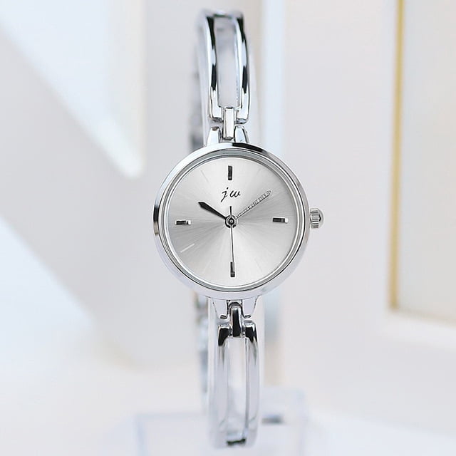 Fashion Small Dial Rose Gold Women Watches Luxury Alloy  display picture 1
