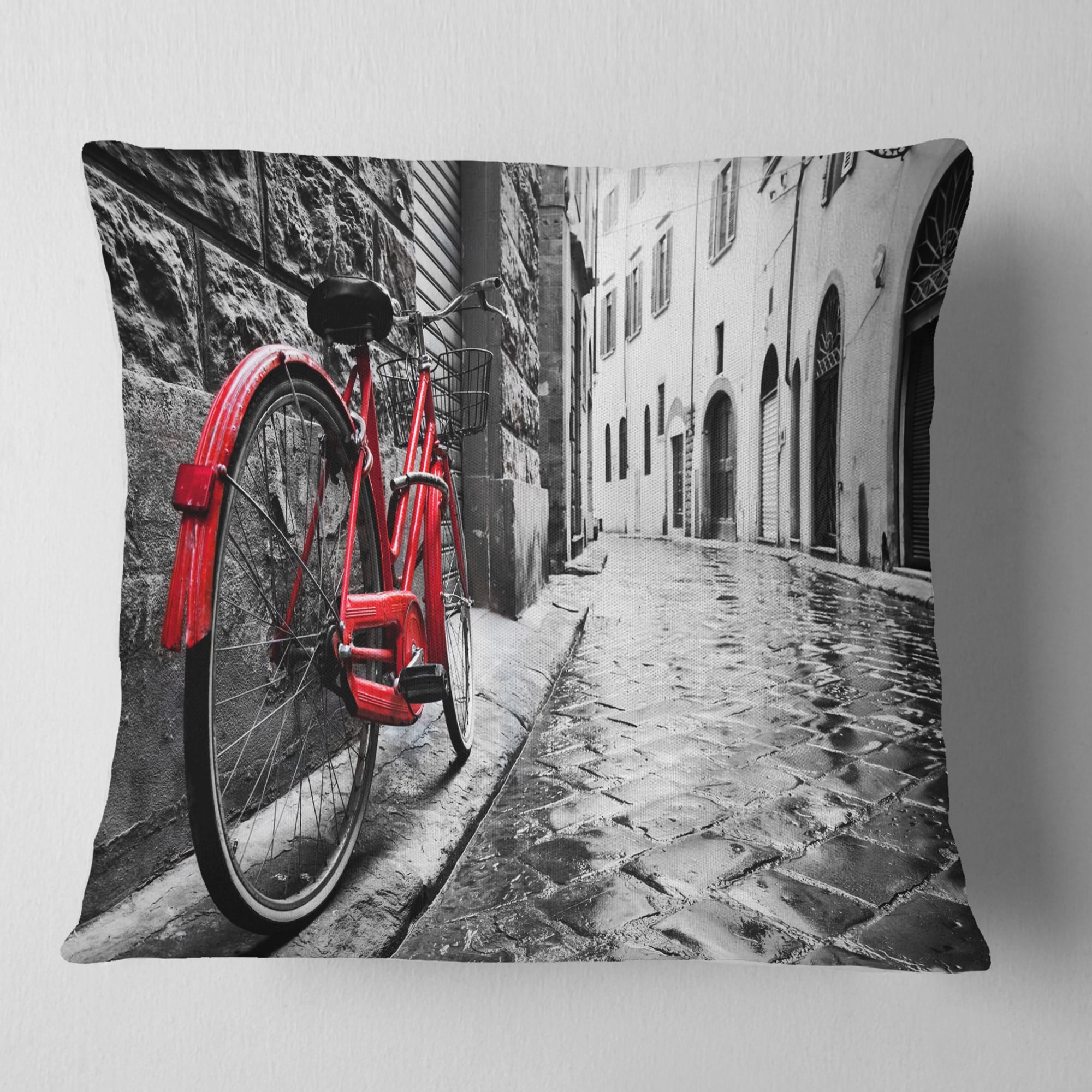 Designart Retro Vintage Red Bike - Cityscape Photo Throw Pillow - 16x16
