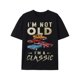 thumbnail image 2 of Camiseta para hombre con estampado de coche clásico y "No soy viejo, soy un clásico". Cuello redondo y manga corta. Tops de moda de verano para uso casual y urbano. Camiseta de ocio., 2 of 7
