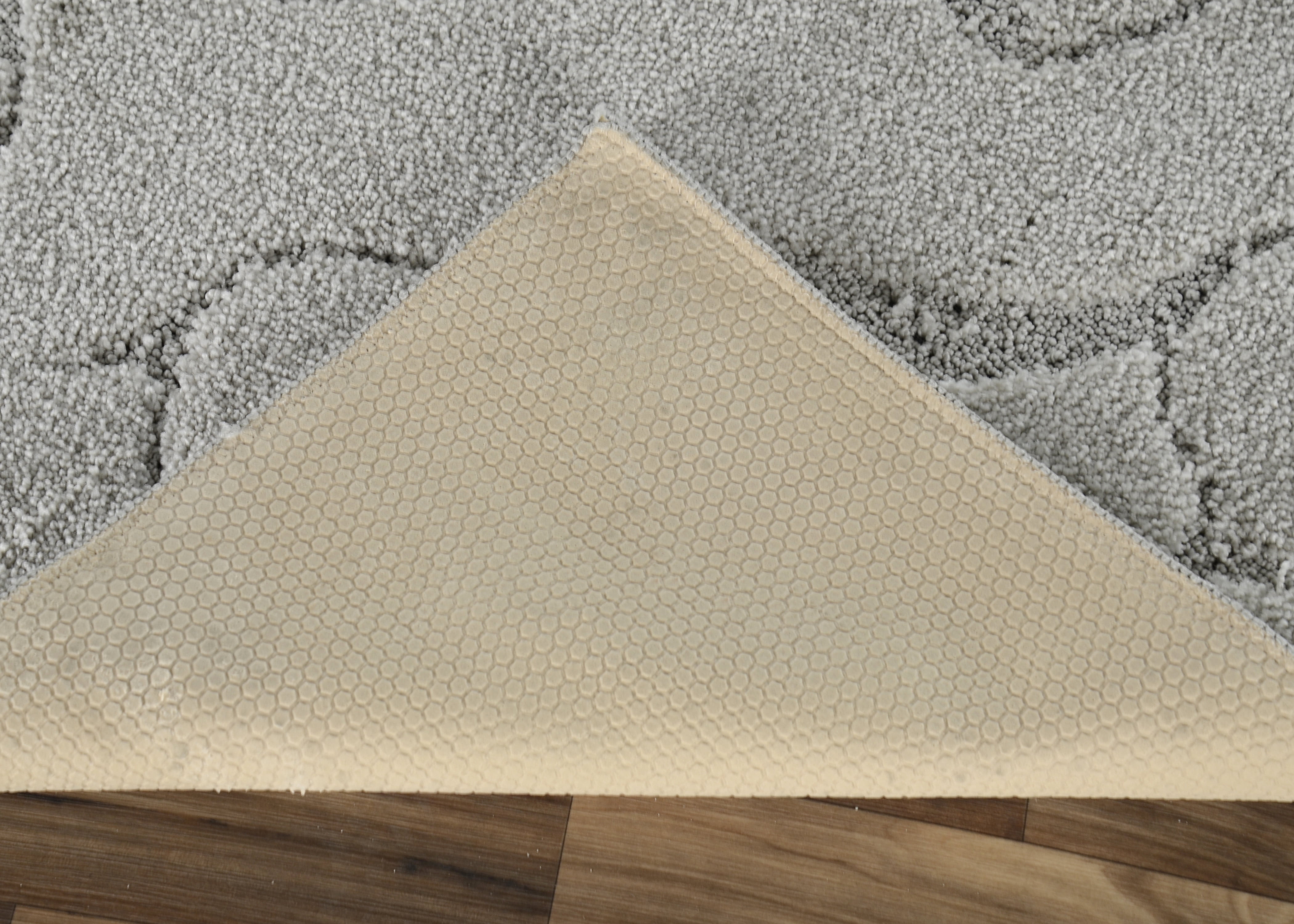Garland Rugs Soft Touch Inscription Polypropylene Iceberg Silver Floral Indoor Area Rug, 24" x 40"