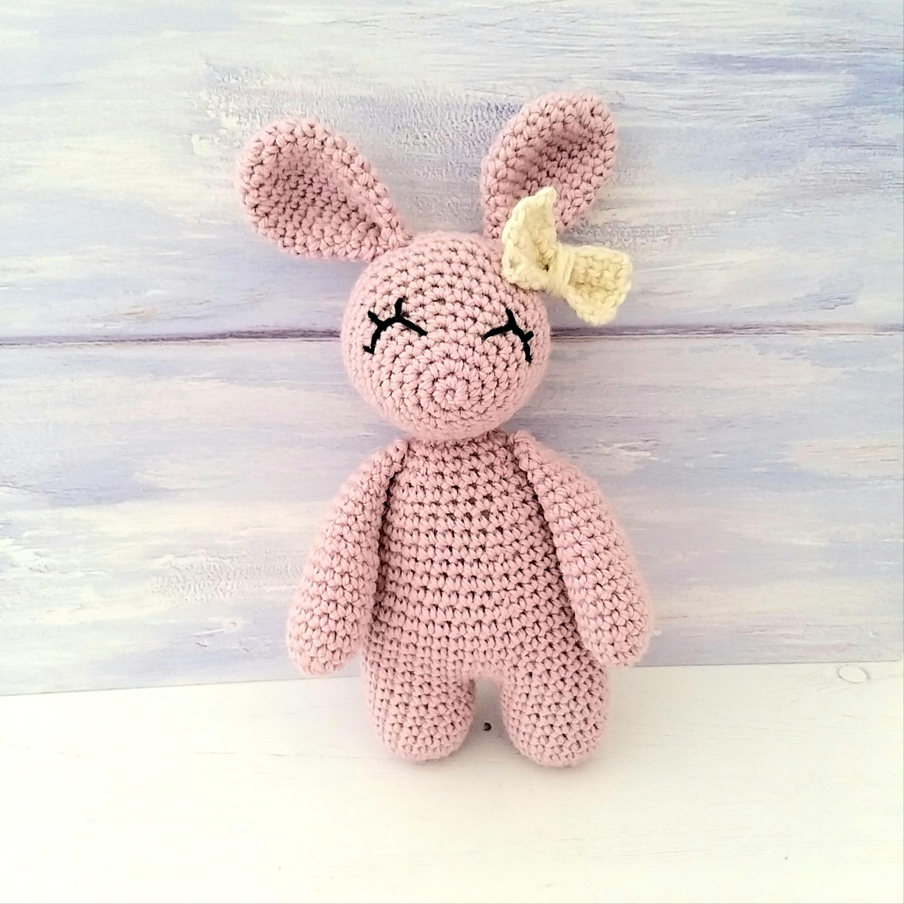 Crochet Kit Alpaca Bunny Rabbit - Suitable for complete Beginners with Video Tutorials