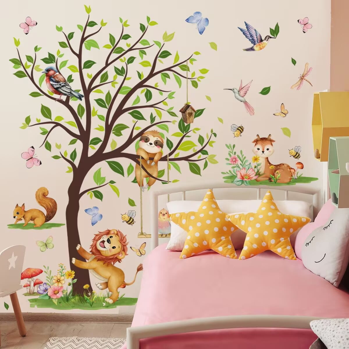 Tree Jungle Animal Wall Decals, Lion Squirrel Deer Wall Stickers Peel and Stick Wall Decal Self Adhesive Wall Art Sticker for Baby Nursery Kids Room Living Room Home Decor