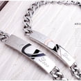thumbnail image 5 of Juego de 2 pulseras para parejas para él y para ella, acero inoxidable de titanio ajustable para el juego de joyas con eslabones de pulsera a juego del rompecabezas del amor Rojo Verde, 5 of 5