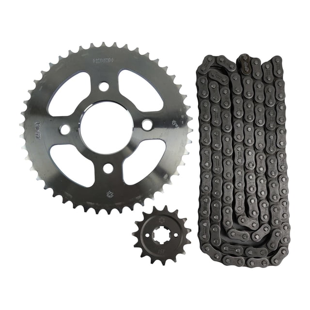 engrane 46x15 cadena 428hox136l set bajaj pulsar ns 160 (20-24) choho kit con corona de 46 dientes, piñón de 15 dientes y cadena 428 de 136 eslabones en vista frontal sobre fondo blanco; piezas metálicas oscuras y marca CHOHO en la corona. Ideal también para reemplazo de tren de transmisión en motos Bajaj Pulsar NS 160 (2020-2024).
