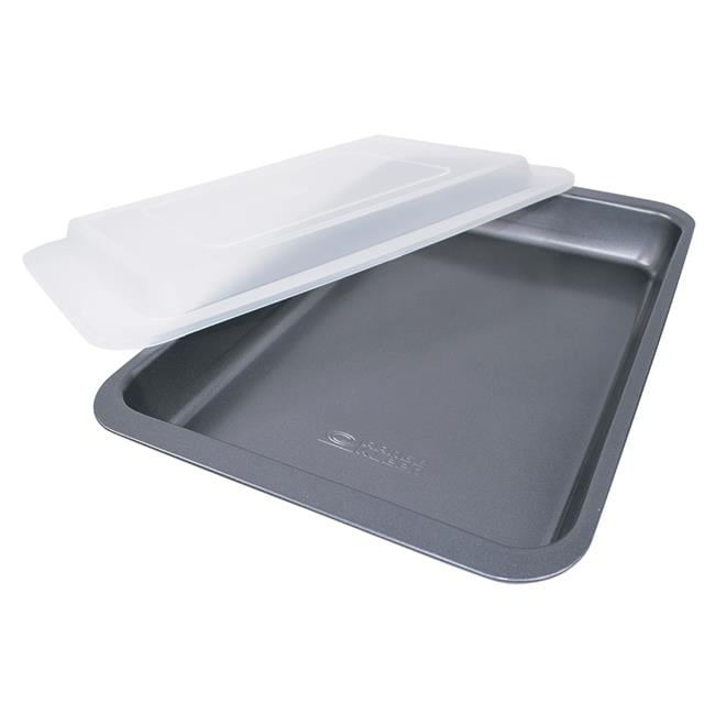 9 x 13 in. Covered Cake Pan Nonstick