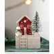 thumbnail image 4 of Decoración de mesa de madera de la cabaña roja de Navidad | Miniatura de la Casa de Nieve | Acento rústico de la aldea invernal | Tejado nevado detallado | Centro de mesa de la repisa navideña, 4 of 5