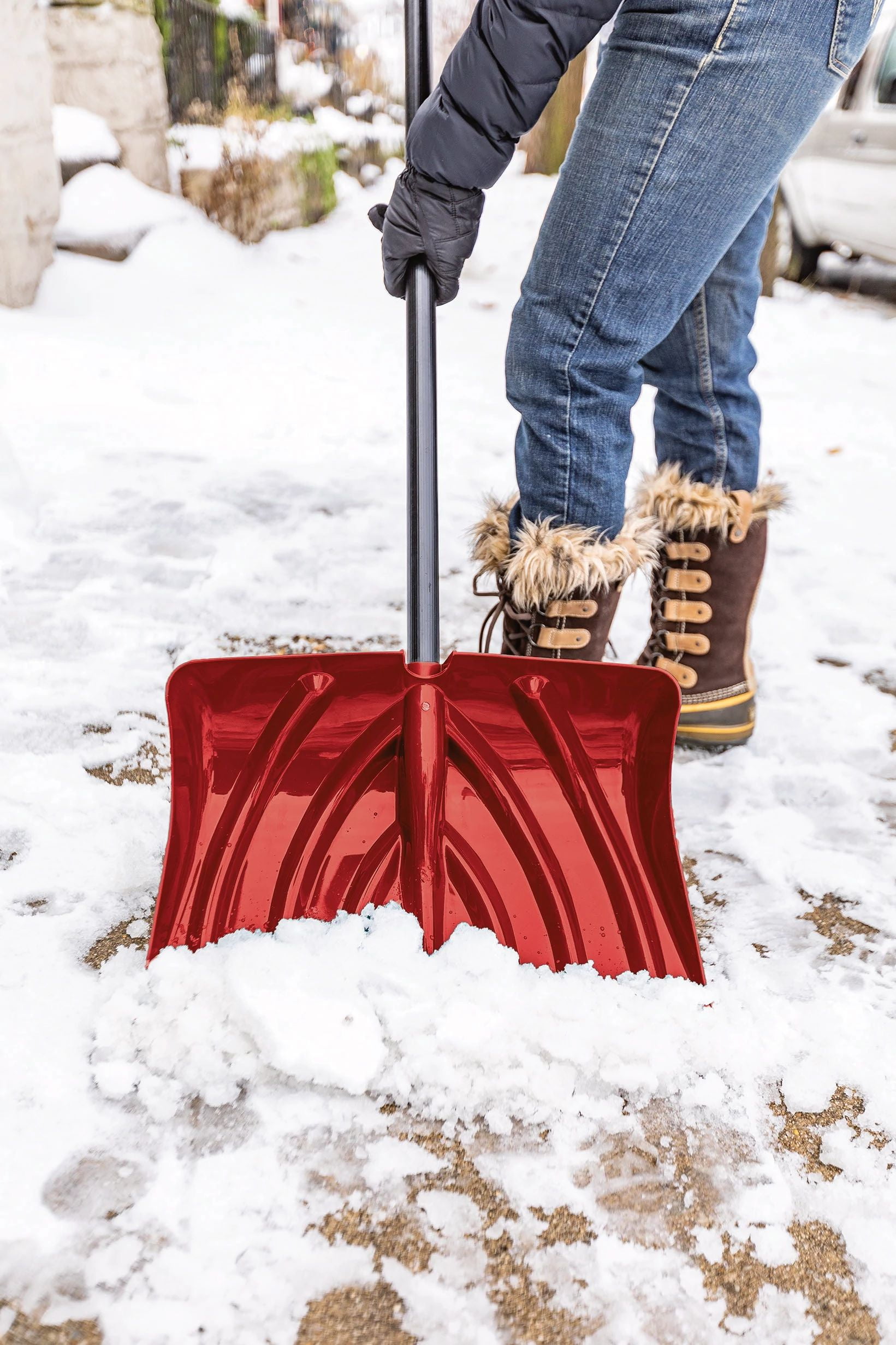 Suncast 18 in. Snow Shovel and Pusher with Steel Core Handle Red