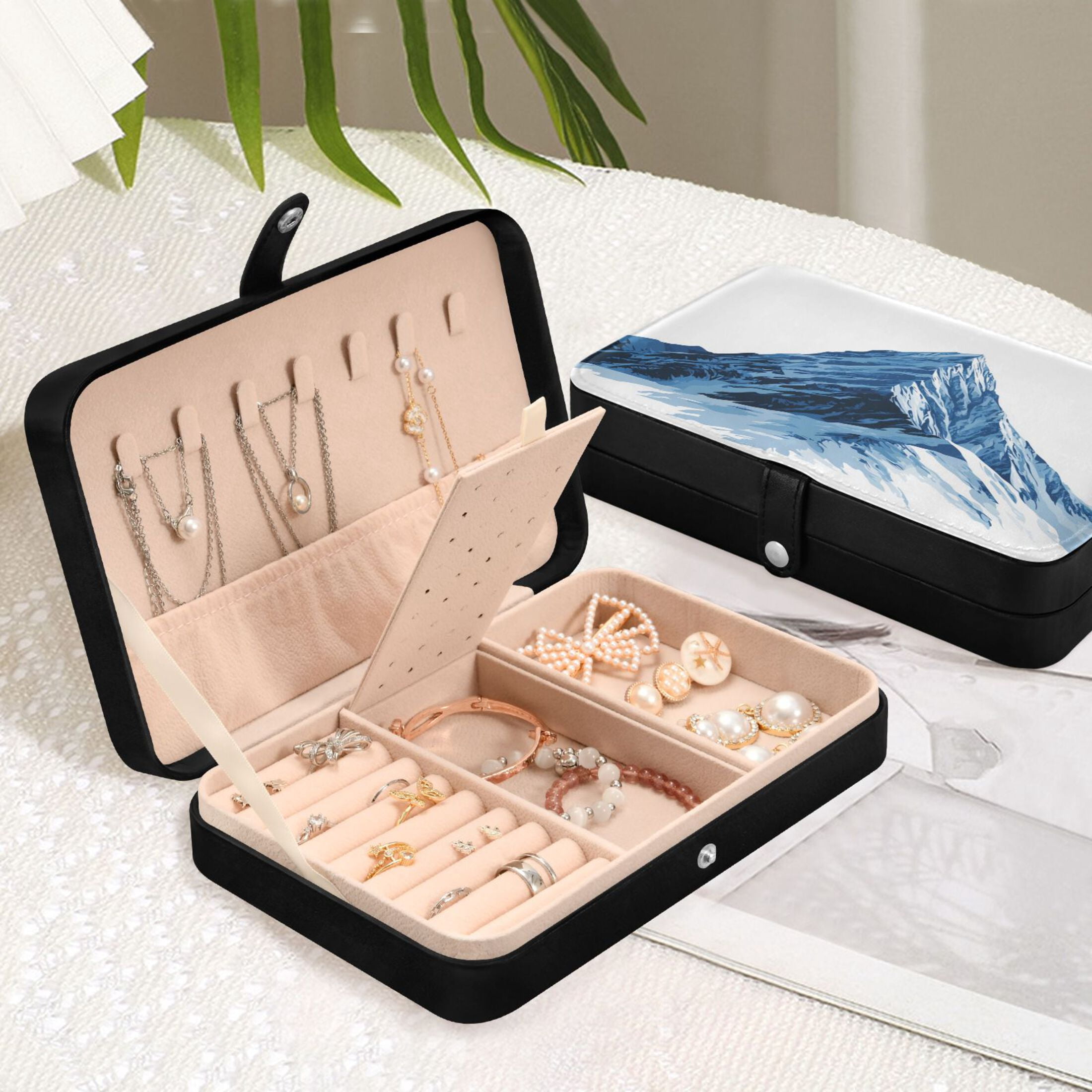 Leather Jewelry Box Rectangular 8.27x5.5x1.78In Travel Jewelry Storage Earrings Necklace Bracelet Watch Brooch Storage Blue Peak