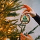 thumbnail image 5 of Árbol de Navidad de acrílico plano para colgar en la ventana, decoración de pared acrílica, decoración para balcones, decoración festiva, arte de ventana de temporada, decoración colgante,, 5 of 7