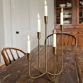 thumbnail image 3 of Candelabro SUJUN con 5 velas de hierro fundido, metal, 38 cm de alto, latón dorado, 3 of 7