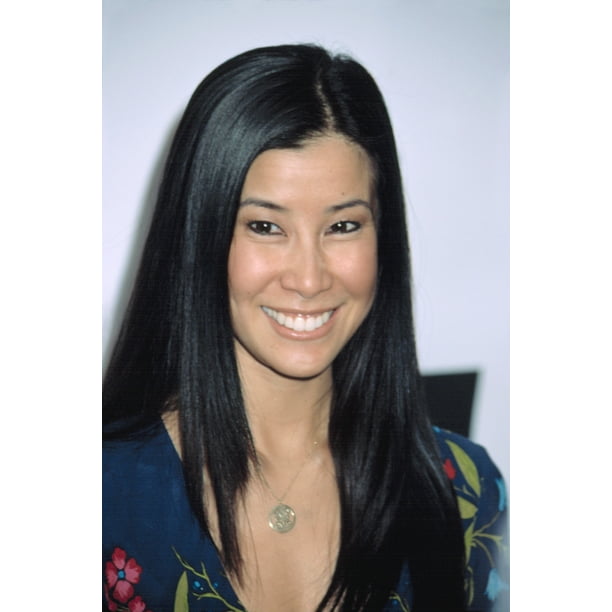 Lisa Ling - Lisa Ling Photos - Glamour Women Of The Year 